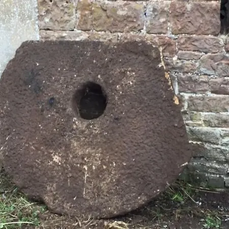 Free Hot Tub Use, Exclusive Idyllic Large Themed Cumbrian Mill Countryside 100s 5star Loved 度假居 卡莱尔