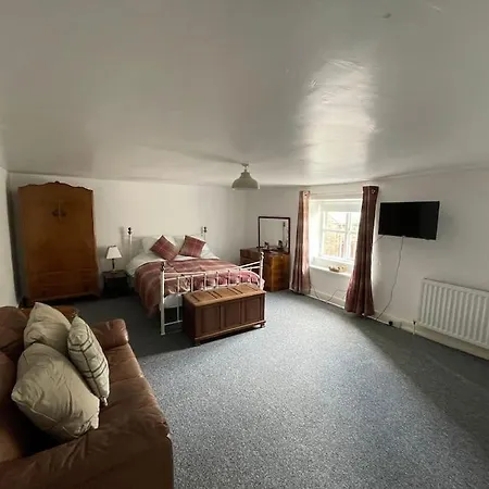 Exclusive Idyllic Large Cumbrian Mill Countrysidehot Tub Holiday home