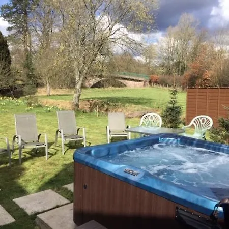 Exclusive Idyllic Large Cumbrian Mill Countrysidehot Tub Holiday home *